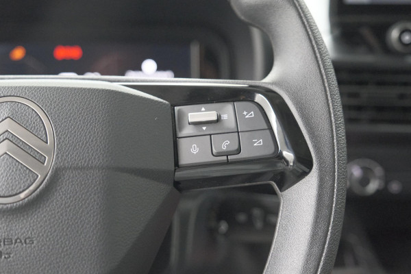 Citroën E-Berlingo 136 L1 50 kWh | Camera | Laadruimte-pakket | Dodehoekdetectie | Navigatie | 3 Zitplaatsen