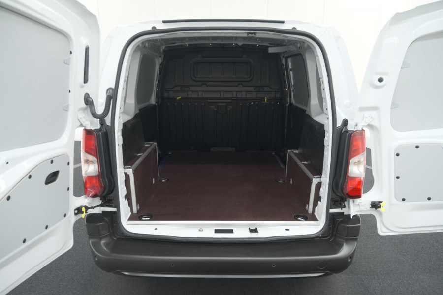 Citroën E-Berlingo 136 L1 50 kWh | Camera | Laadruimte-pakket | Dodehoekdetectie | Navigatie | 3 Zitplaatsen