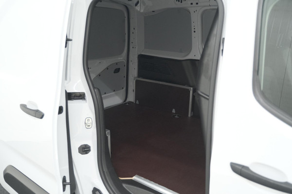 Citroën E-Berlingo 136 L1 50 kWh | Camera | Laadruimte-pakket | Dodehoekdetectie | Navigatie | 3 Zitplaatsen