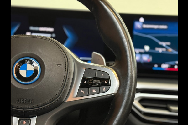 BMW 3 Serie Touring 320e LCI M-Sport | Widescreen | Pano | Trekhaak | Comfort-pakket | Travel-pakket | Parkeerassist-pakket |