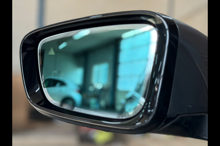 BMW 3 Serie Touring 320e LCI M-Sport | Widescreen | Pano | Trekhaak | Comfort-pakket | Travel-pakket | Parkeerassist-pakket |