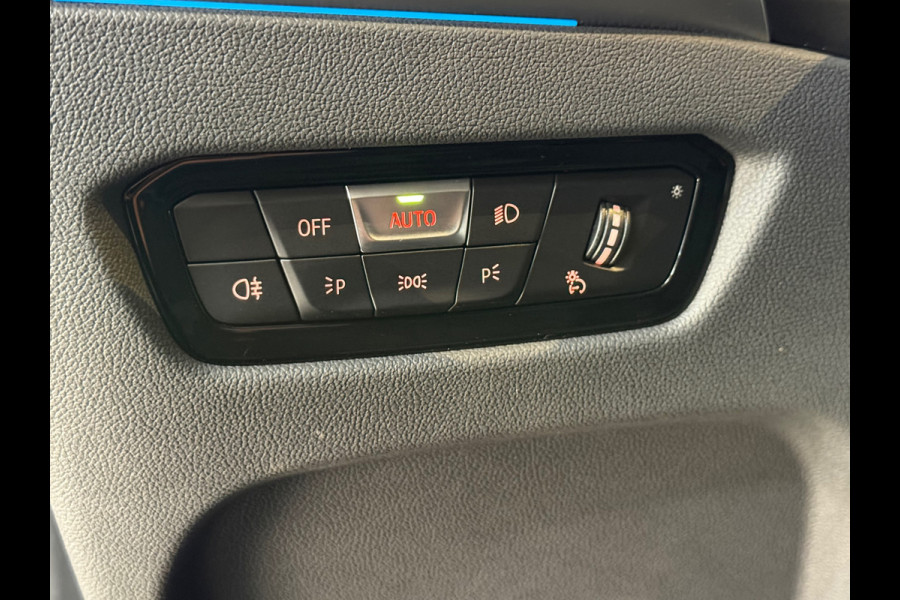 BMW 3 Serie Touring 320e LCI M-Sport | Widescreen | Pano | Trekhaak | Comfort-pakket | Travel-pakket | Parkeerassist-pakket |