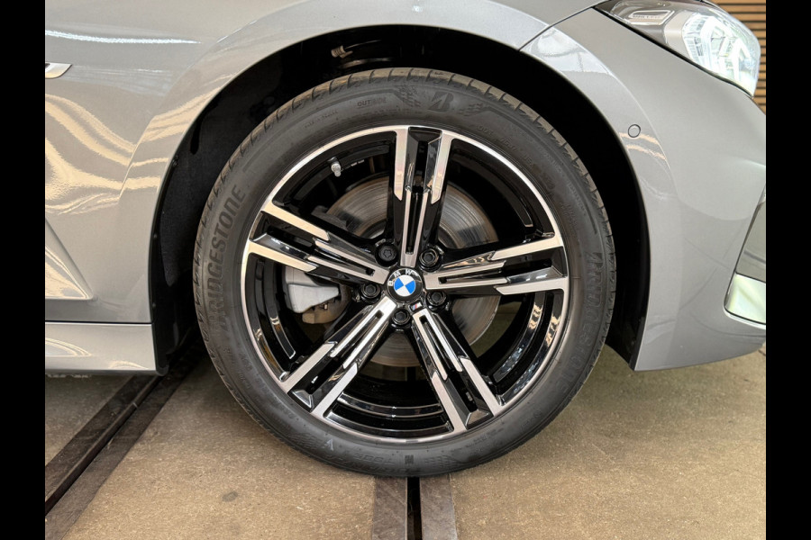 BMW 3 Serie Touring 320e LCI M-Sport | Widescreen | Pano | Trekhaak | Comfort-pakket | Travel-pakket | Parkeerassist-pakket |