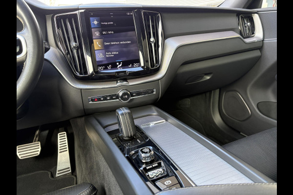 Volvo XC60 2.0 T6 Plug-in hybrid AWD R-Design | Wegklapbare Trekhaak | Elektrisch schuif-/kanteldak | ACC | Leder | Stoel- Verwarming & Ventilatie | Memory Seats | 360 Camera
