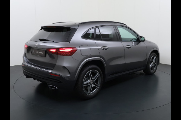 Mercedes-Benz GLA 250 e AMG Line | Distronic Night