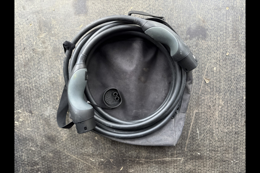 Mercedes-Benz eVito 112 66kWh L2H1 280km WLTP 96% (SOH) Snelladen Climate Control Cruise Control Carplay Camera Stoelverwarming