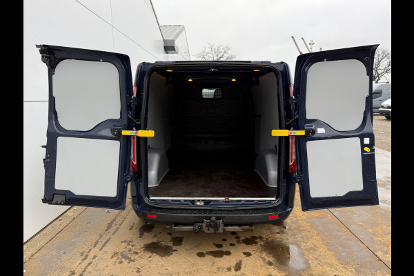 Ford Transit Custom 300 2.0 TDCI 130PK Automaat L2H1 LED Cruise Control Airco Stoelverwarming Parkeersensoren voor achter
