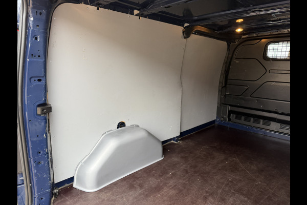 Ford Transit Custom 300 2.0 TDCI 130PK Automaat L2H1 LED Cruise Control Airco Stoelverwarming Parkeersensoren voor achter
