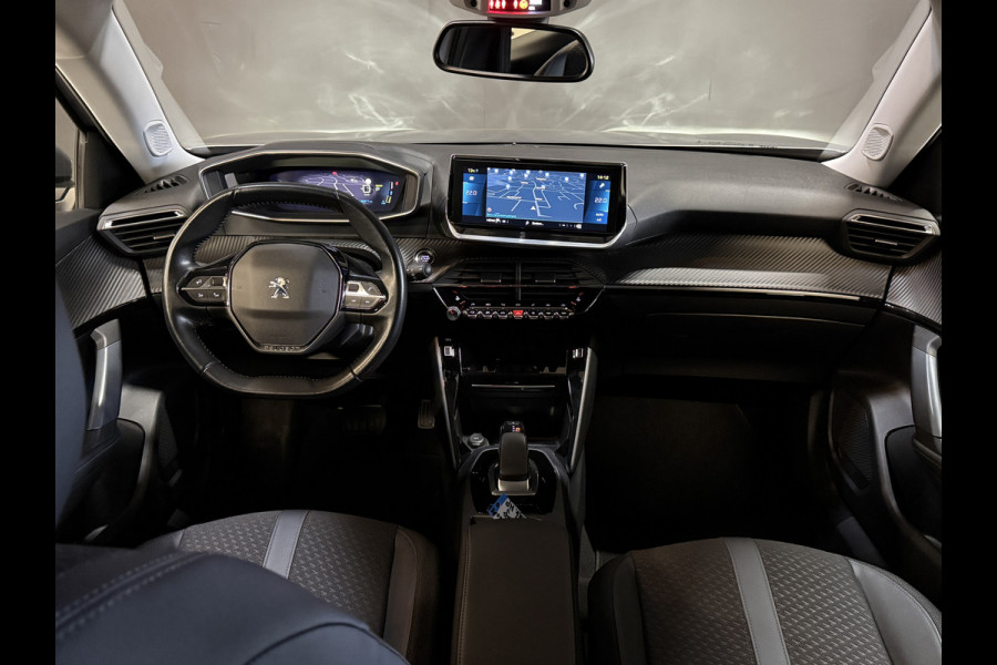 Peugeot e-2008 EV Allure 50 kWh | SOH 99% | Draadloze lader | Stoelverwarming | Dealeronderhouden