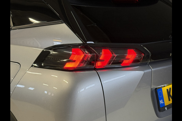 Peugeot e-2008 EV Allure 50 kWh | SOH 99% | Draadloze lader | Stoelverwarming | Dealeronderhouden