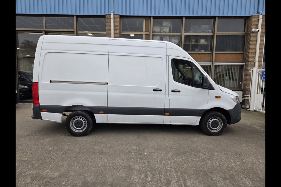 Mercedes-Benz Sprinter 317 CDI L2H2 RWD MBux Camera PDC Navi Airco Cruisecontrol - ZONDER KRASSEN OF DEUKEN -