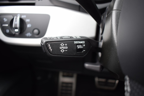 Audi A4 Avant 35 TFSI S edition Competition | 2x S-Line | Matrix | Apple CarPlay | Half Leer