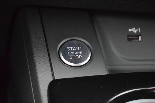 Audi A4 Avant 35 TFSI S edition Competition | 2x S-Line | Matrix | Apple CarPlay | Half Leer