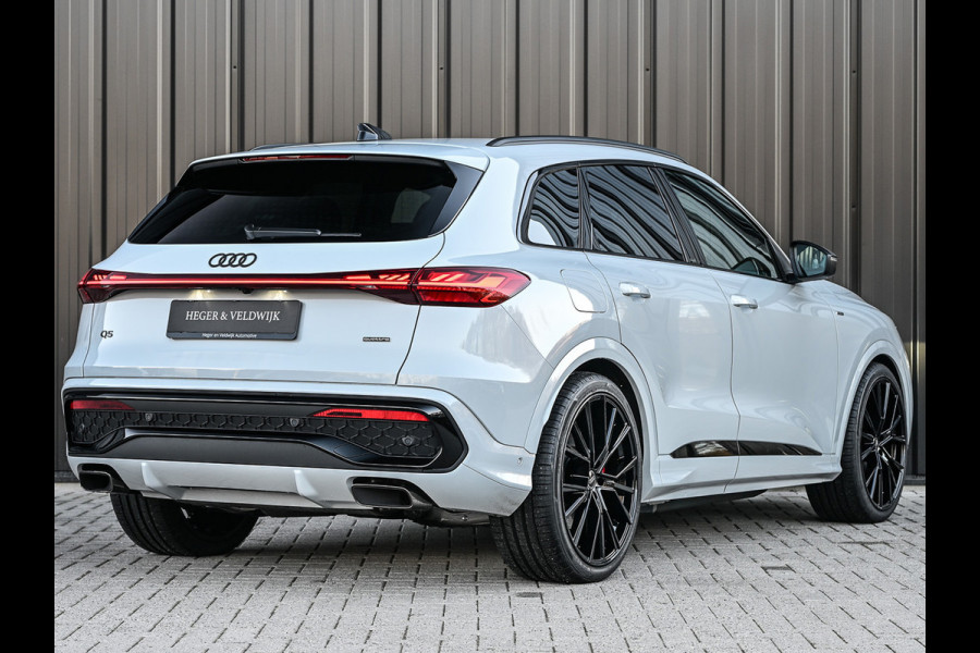 Audi Q5 2.0 TFSI e-hybrid quattro 368pk S edition Competition | S-Seats | B&O Sound | Head-Up | Memory | 360 Camera | Trekhaak | Keyless entree | Adaptive Cruise | Ambiance interieur | MMI bijrijder display|