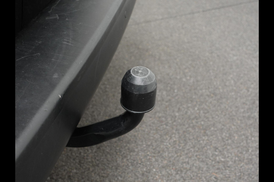 Opel Vivaro 145pk Automaat L3H1 Dubbele cabine Navigatie Camera Trekhaak Apple carplay Parkeersensoren Cruise control