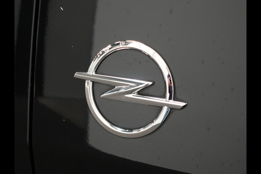 Opel Vivaro 145pk Automaat L3H1 Dubbele cabine Navigatie Camera Trekhaak Apple carplay Parkeersensoren Cruise control