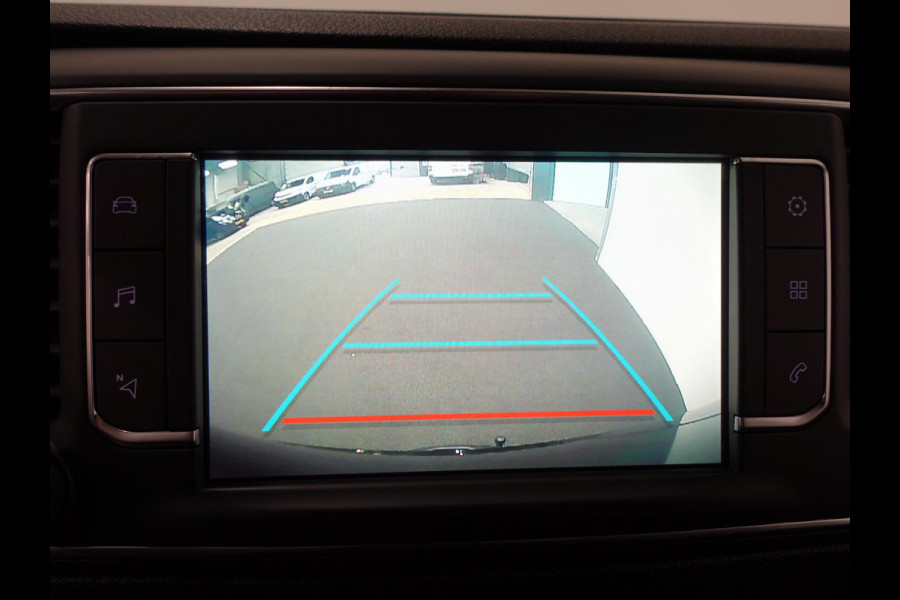Opel Vivaro 145pk Automaat L3H1 Dubbele cabine Navigatie Camera Trekhaak Apple carplay Parkeersensoren Cruise control