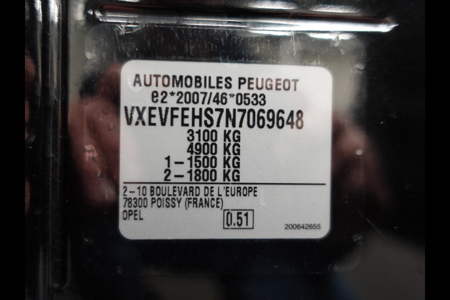 Opel Vivaro 145pk Automaat L3H1 Dubbele cabine Navigatie Camera Trekhaak Apple carplay Parkeersensoren Cruise control