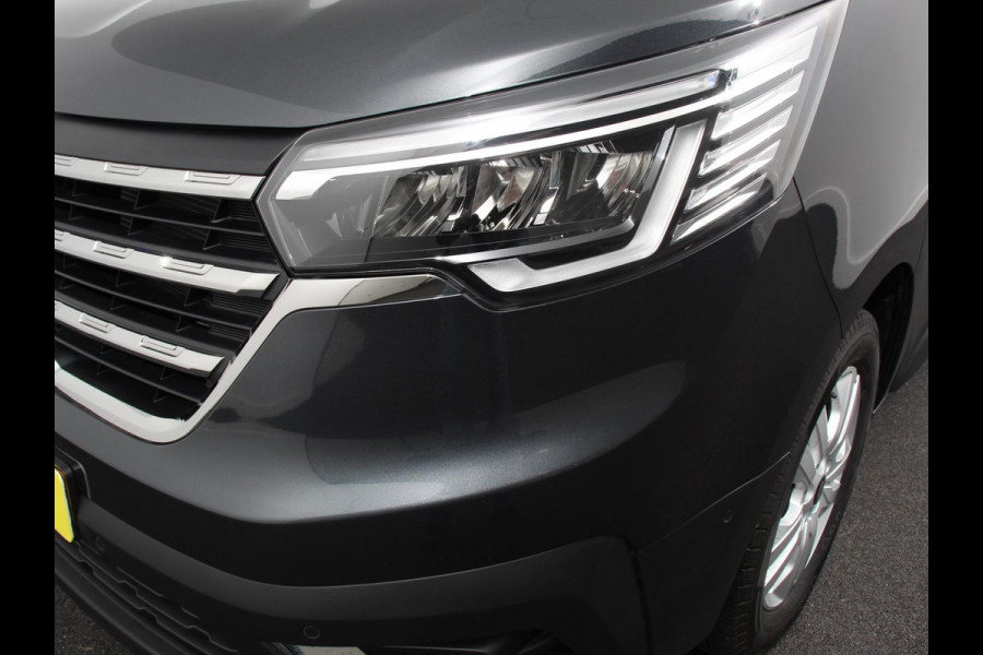 Renault Trafic 2.0 Blue dCi 150PK T30 L2H1 Advance Navigatie Airco Lichtmetalen velgen Betimmering Trekhaak Camera Parkeer sensoren Dab