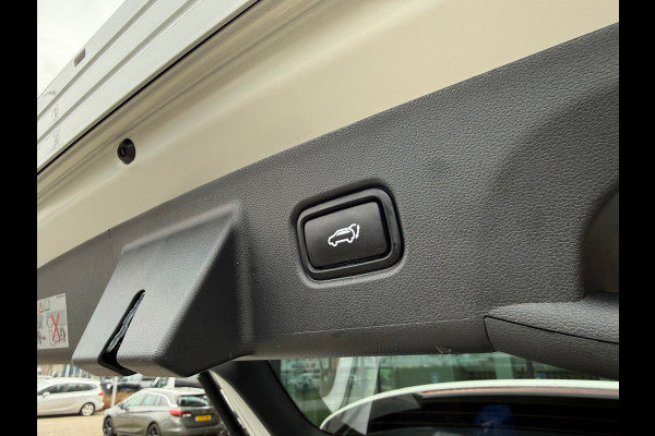 Hyundai Tucson 1.6 T-GDI HEV Premium Sky nw model - Automaat - Pano/schuifdak - Leder - Trekhaak - Org.NL