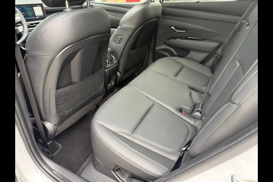 Hyundai Tucson 1.6 T-GDI HEV Premium Sky nw model - Automaat - Pano/schuifdak - Leder - Trekhaak - Org.NL