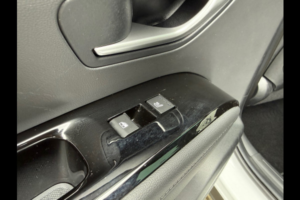 Hyundai Tucson 1.6 T-GDI HEV Premium Sky nw model - Automaat - Pano/schuifdak - Leder - Trekhaak - Org.NL