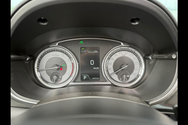 Suzuki Vitara 1.5 Hybrid Style - Automaat - Pano/Schuifdak - Trekhaak - Navi - Org.NL