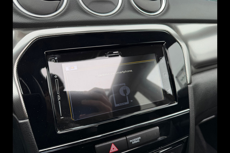 Suzuki Vitara 1.5 Hybrid Style - Automaat - Pano/Schuifdak - Trekhaak - Navi - Org.NL