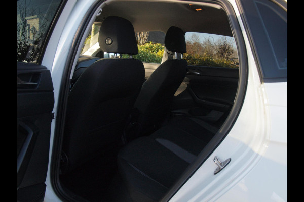 Volkswagen Polo 1.0 TSI Life Business | Automaat | Apple Carplay | Privacy Glas | Stoelverwarming | NL-Auto |