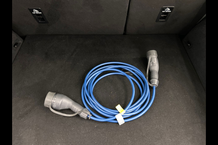 Ford Kuga 2.5 PHEV ST-Line X | Pano/Dak | B&O | Trekhaak | Apple/Carplay