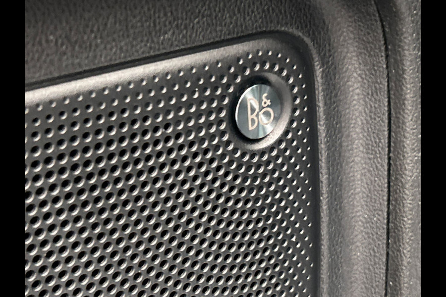 Ford Kuga 2.5 PHEV ST-Line X | Pano/Dak | B&O | Trekhaak | Apple/Carplay