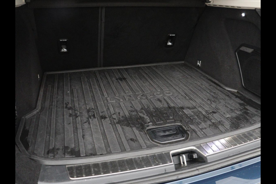 Lynk & Co 01 1.5 Plug In | Panoramadak | Infinity by Harman | Camera | Adaptive cruise | Stoelverwarming | Carplay | Memory | Full LED | PHEV