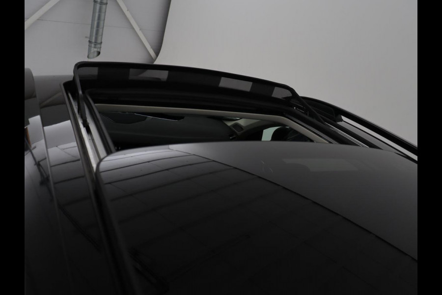 Lynk & Co 01 1.5 Plug In | Panoramadak | Infinity by Harman | Camera | Adaptive cruise | Stoelverwarming | Carplay | Memory | Full LED | PHEV