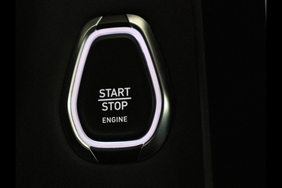 Lynk & Co 01 1.5 Plug In | Panoramadak | Infinity by Harman | Camera | Adaptive cruise | Stoelverwarming | Carplay | Memory | Full LED | PHEV