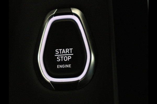 Lynk & Co 01 1.5 Plug In | Panoramadak | Infinity by Harman | Camera | Adaptive cruise | Stoelverwarming | Carplay | Memory | Full LED | PHEV