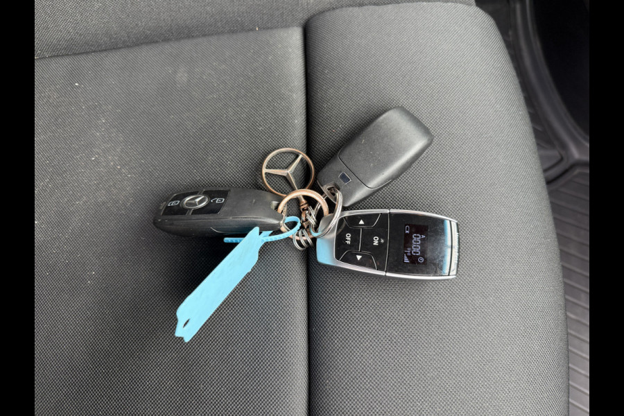 Mercedes-Benz Sprinter 316 2.2 CDI Automaat L1H1 LED Dubbele Schuif Climate Control Cruise Control Imperiaal Trekhaak Carplay Camera Stoelverwarming Standkachel