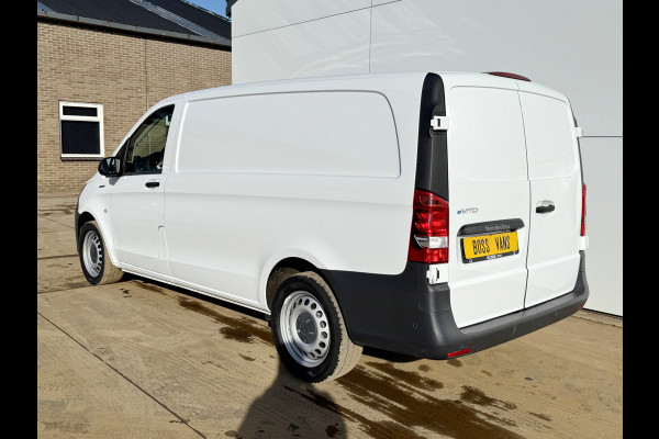 Mercedes-Benz eVito 112 66kWh 280km WLTP 96% (SOH) 80KW Snelladen Climate Control Cruise Control Stoelverwarming Apple Carplay Parkeersensoren Voor en Achter