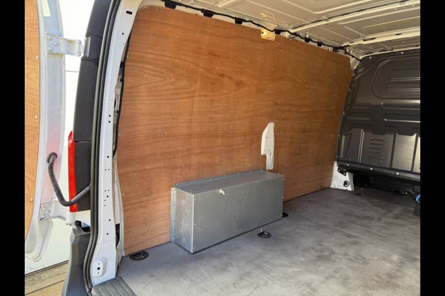 Mercedes-Benz eVito 112 66kWh 280km WLTP 96% (SOH) 80KW Snelladen Climate Control Cruise Control Stoelverwarming Apple Carplay Parkeersensoren Voor en Achter