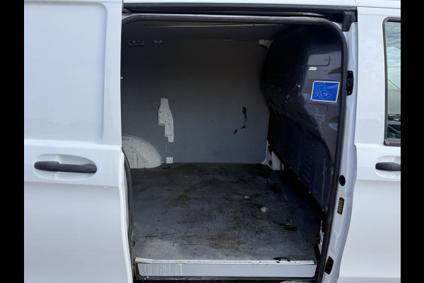 Mercedes-Benz Vito 114 2.1 CDI Automaat L2H1 Climate Control Cruise Control Trekhaak Stoelverwarming