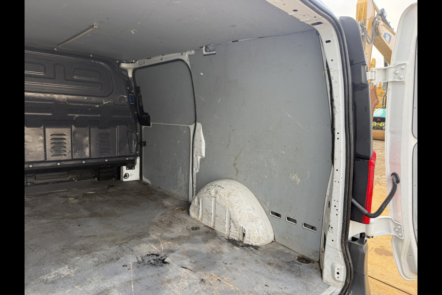 Mercedes-Benz Vito 114 2.1 CDI Automaat L2H1 Climate Control Cruise Control Trekhaak Stoelverwarming