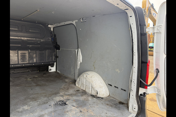 Mercedes-Benz Vito 114 2.1 CDI Automaat L2H1 Climate Control Cruise Control Trekhaak Stoelverwarming