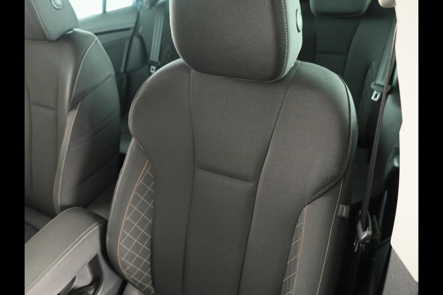 Škoda Kamiq 1.0 TSI Business Edition 115pk | Navigatie | Stoelverwarming | Virtual Cockpit | Cruise controle | Parkeersensoren voor en achter