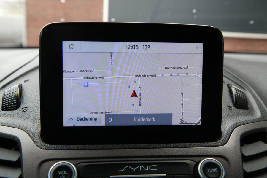 Ford Transit Connect 1.5 EcoBlue 120PK L2 Trend / Laadruimte inrichting / Camera / 3 zits