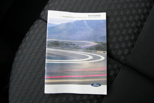 Ford Transit Connect 1.5 EcoBlue 120PK L2 Trend / Laadruimte inrichting / Camera / 3 zits