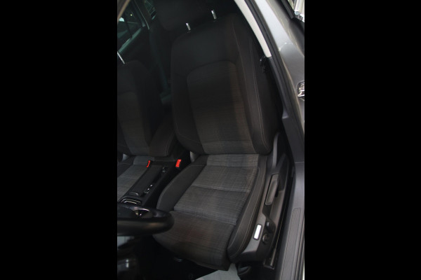 Volkswagen Passat Variant 1.5 TSI LED-CARPLAY-TREKHAAK-KEYLESS