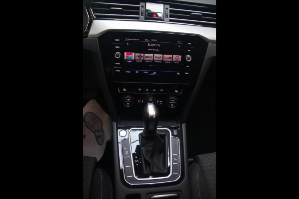 Volkswagen Passat Variant 1.5 TSI LED-CARPLAY-TREKHAAK-KEYLESS