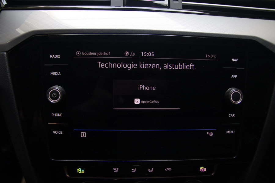 Volkswagen Passat Variant 1.5 TSI LED-CARPLAY-TREKHAAK-KEYLESS