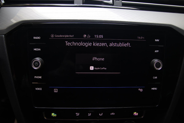 Volkswagen Passat Variant 1.5 TSI LED-CARPLAY-TREKHAAK-KEYLESS