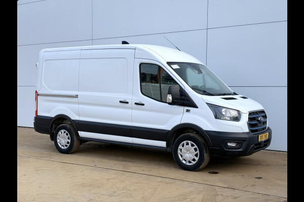 Ford E-Transit 68kWh 184PK 317km WLTP 135kWh Snelladen L2H2 Climate Control Cruise Control Camera Stoelverwarming Parkeersensoren voor achter