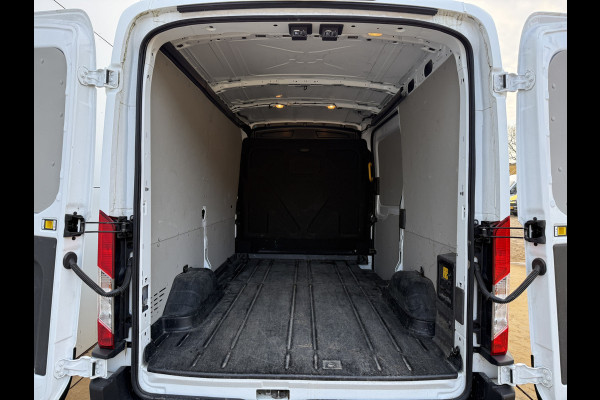 Ford E-Transit 68kWh 184PK 317km WLTP 135kWh Snelladen L2H2 Climate Control Cruise Control Camera Stoelverwarming Parkeersensoren voor achter